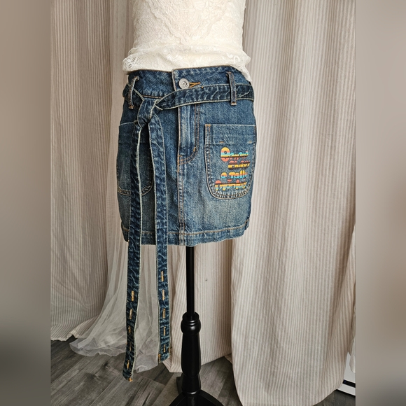 1990s Real Vintage piece Suspender Mini Skirt By Banana Chippy A Jolly Monkey - Picture 15 of 16